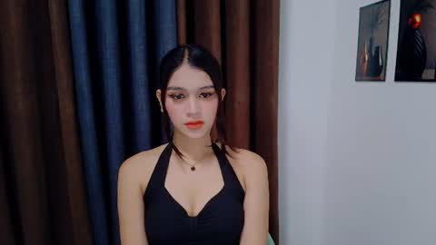 Snapshot of lux_white chatting on July 2026 08:03:01 PM queen lux online show from July 2026 08:03:01 PM