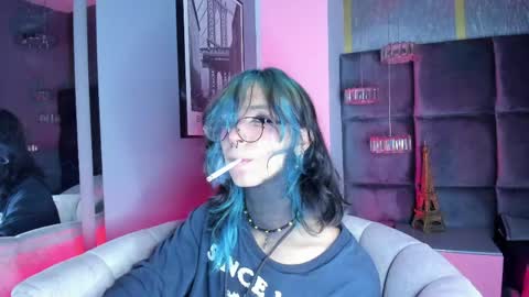 Luxiel 3 online show from April 2026 09:01:02 PM