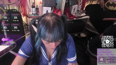 Snapshot of luxifer_666 chatting on December 2024 08:01:02 PM Luxifer online show from December 2024 08:01:02 PM