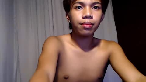 Snapshot of luxirfy_xx chatting on June 2026 06:18:02 PM luxirfy online show from June 2026 06:18:02 PM