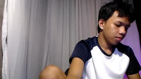 Snapshot of luxirfy_xx chatting on July 2026 04:17:02 PM luxirfy online show from July 2026 04:17:02 PM