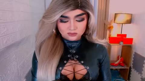 Sasha Blaire online show from November 2025 08:35:01 AM