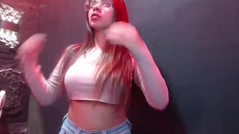 Snapshot of luxury_02 chatting on November 2025 05:47:02 PM Luxury online show from November 2025 05:47:02 PM