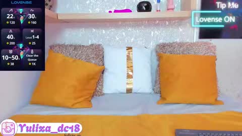 Snapshot of luxury_woman_ chatting on March 2025 01:11:01 AM online show from March 2025 01:11:01 AM