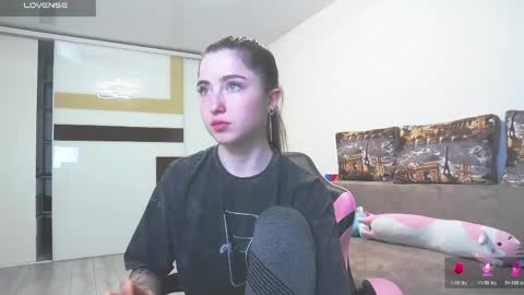 Snapshot of luxuryalma18 chatting on June 2026 06:57:02 PM Alma online show from June 2026 06:57:02 PM
