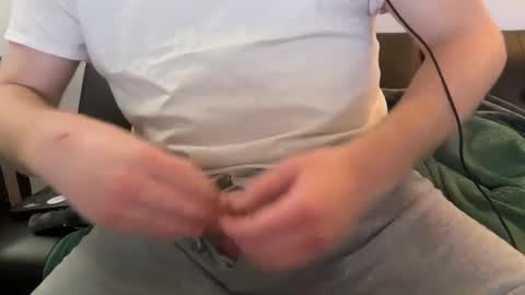 lvernon805 online show from March 2025 05:35:02 PM