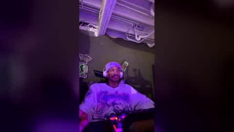 Snapshot of lxrdhxkvgemvsterjuice chatting on May 2026 02:43:01 PM lxrdhxkvgemvsterjuice online show from May 2026 02:43:01 PM