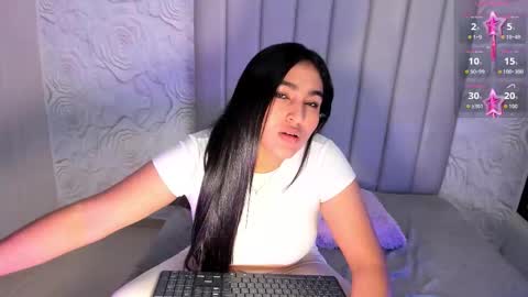 LYA DUBOIS  online show from March 2026 11:23:01 PM