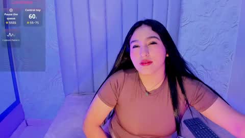 LYA DUBOIS  online show from June 2026 07:47:01 PM