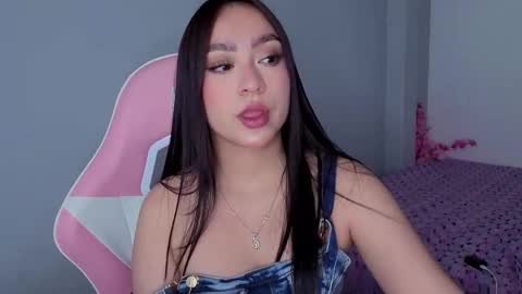  Lya  online show from November 2025 02:28:01 PM