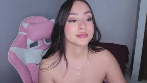  Lya  online show from December 2025 07:53:02 PM