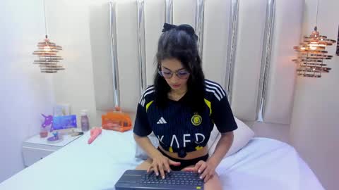 Snapshot of lyacunner chatting on June 2026 08:31:02 PM LyaCunner online show from June 2026 08:31:02 PM
