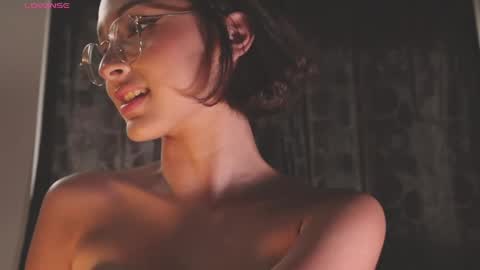 Snapshot of lyalee__ chatting on May 2026 09:32:01 PM lyalee__ online show from May 2026 09:32:01 PM
