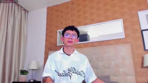 Lyan online show from January 2026 07:28:02 PM