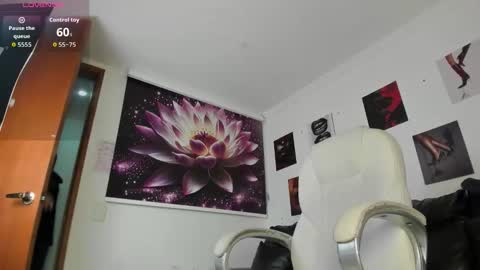  Lycoris  online show from November 2025 09:03:02 PM