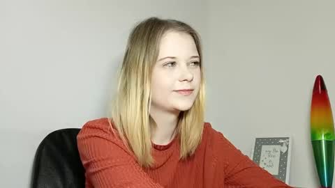 Snapshot of lydiasunny chatting on September 2025 06:13:02 PM Lydia online show from September 2025 06:13:02 PM