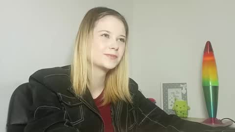 Snapshot of lydiasunny chatting on October 2025 06:08:02 PM Lydia online show from October 2025 06:08:02 PM