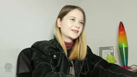 Snapshot of lydiasunny chatting on October 2025 07:25:01 PM Lydia online show from October 2025 07:25:01 PM