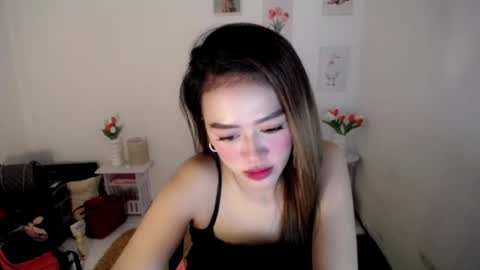 Snapshot of lyka1215 chatting on July 2026 02:38:02 PM Lyka online show from July 2026 02:38:02 PM