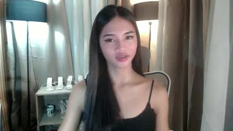 LYKA LOOPS online show from April 2026 12:59:01 PM