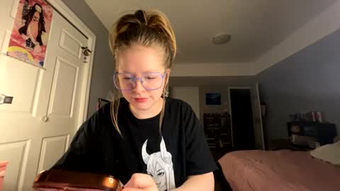 lyla999 online show from January 2025 08:14:02 AM