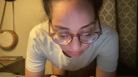 Olivia online show from February 2025 05:14:01 AM