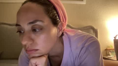 Olivia online show from September 2025 06:19:02 AM