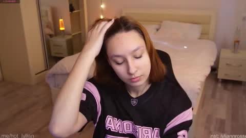 Lylian online show from November 2025 07:09:01 AM