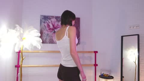 Snapshot of lyly_loveyou chatting on January 2025 05:43:02 AM Lyly online show from January 2025 05:43:02 AM