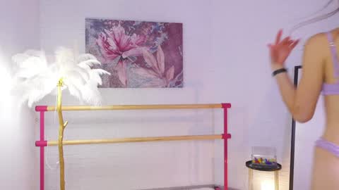 Snapshot of lyly_loveyou chatting on January 2025 09:49:02 AM Lyly online show from January 2025 09:49:02 AM