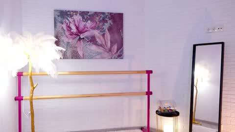 Snapshot of lyly_loveyou chatting on February 2025 09:53:02 AM Lyly online show from February 2025 09:53:02 AM