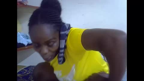lyn_anna online show from February 2026 06:53:02 PM