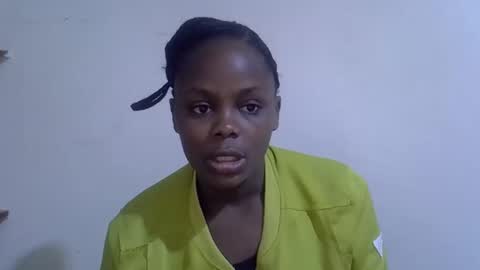 lyn_anna online show from March 2026 12:23:01 PM