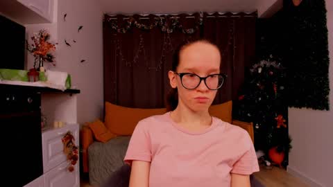 Sara online show from January 2025 04:29:01 PM