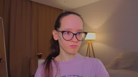 Sara online show from March 2026 04:14:02 PM