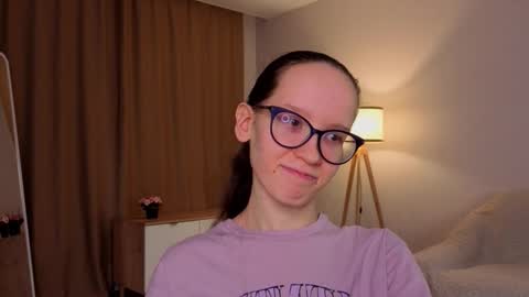 Sara online show from March 2026 04:23:01 PM