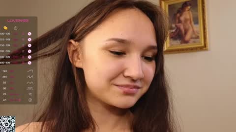 Snapshot of lynngroves chatting on February 2025 07:52:02 PM Lola online show from February 2025 07:52:02 PM