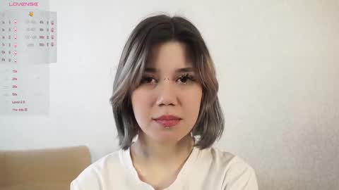 Snapshot of lynngroves chatting on March 2025 07:43:02 AM Lola online show from March 2025 07:43:02 AM