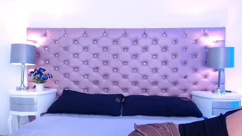 LYRA online show from January 2025 07:53:02 PM