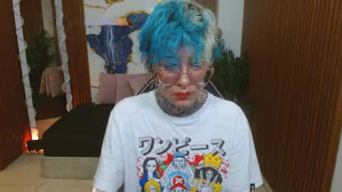 lyra_tay online show from April 2026 08:37:01 PM