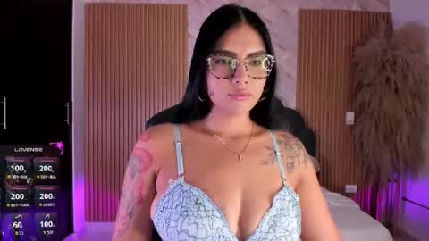    VIVIANA    online show from September 2025 02:55:02 AM