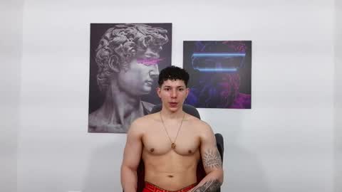 Lysan online show from November 2025 07:38:01 PM