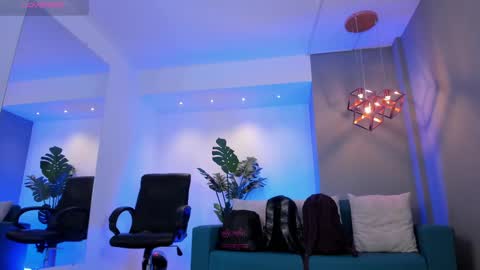 Lyssa  Everyday From 0700 to 1630 Col Time online show from February 2025 08:48:02 PM