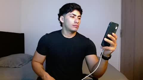 Snapshot of m1chaelx_ chatting on June 2026 01:28:02 AM MICHAEL online show from June 2026 01:28:02 AM