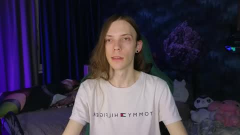 m1shq online show from April 2026 09:17:02 PM