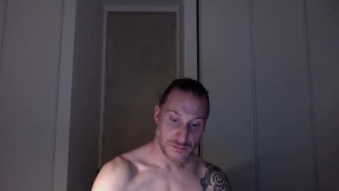 m4rduk online show from October 2025 07:34:02 PM