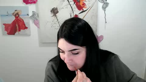 m_i_k_i_ online show from March 2026 12:10:02 PM