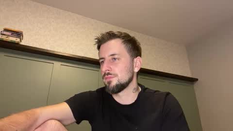 m_stephen online show from February 2026 04:08:02 AM