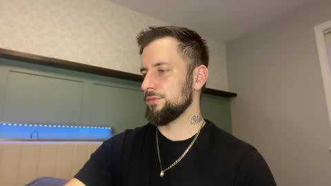 m_stephen online show from April 2026 10:23:02 PM