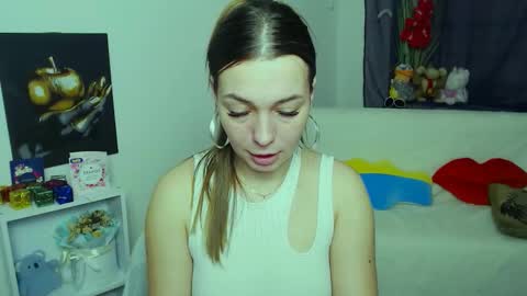 Vikki online show from February 2026 12:12:01 PM